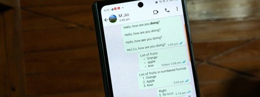 WhatsApp conversation on an Android phone.